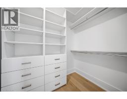 2556 GLENGARRY Road - 26
