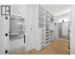 2556 GLENGARRY Road - 30