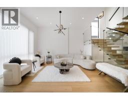2556 GLENGARRY Road - 4