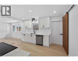 124 CORMAN Avenue - 18