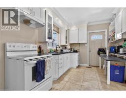 91 ROYAL Avenue - 11