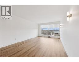 358 WATERLOO Avenue UnitNo. 902 - 3