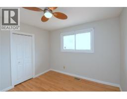 158 RYKERT Street E - 17