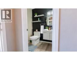 63 WICKSTEAD Court - 22