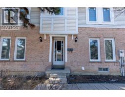 63 WICKSTEAD Court - 44