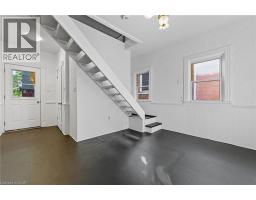 8 TASKER Street - 15