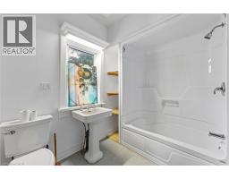 8 TASKER Street - 8