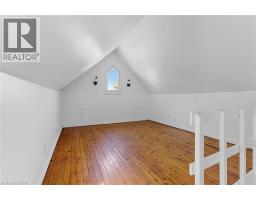 8 TASKER Street - 9