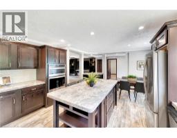 4881 MAPLEVIEW Crescent - 12