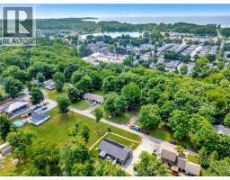 4881 MAPLEVIEW Crescent - 44