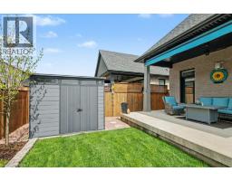 38 SWAN Avenue - 41