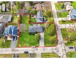 13 WESTVIEW Crescent - 17