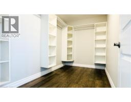 310 BLAKE Avenue - 14
