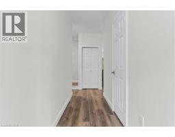 145 SILVERBIRCH Boulevard - 14