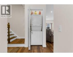 145 SILVERBIRCH Boulevard - 15