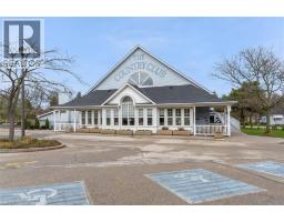 145 SILVERBIRCH Boulevard - 31