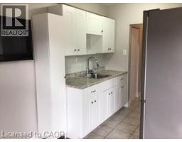 81 CHARLTON Avenue E UnitNo. 904 - 8