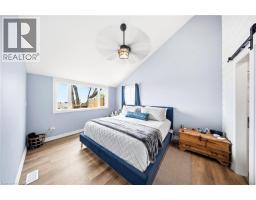 464 WEST EDITH CAVELL Boulevard - 18