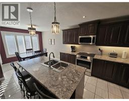 98 ALLANDALE Crescent - 22