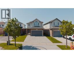 113 HOLLYRIDGE Crescent - 2