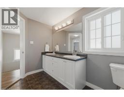 113 HOLLYRIDGE Crescent - 22