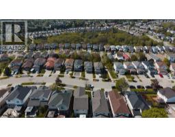 113 HOLLYRIDGE Crescent - 40