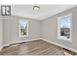 20 AVENUE Place - 24