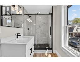 20 AVENUE Place - 28