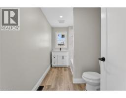 20 AVENUE Place - 32
