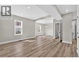 20 AVENUE Place - 8