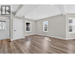 20 AVENUE Place - 9