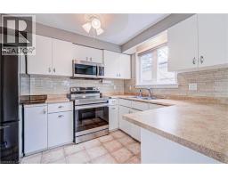 8 SANFORD Crescent - 11