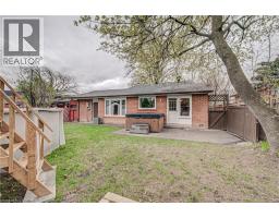 8 SANFORD Crescent - 36