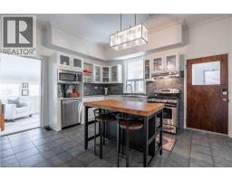 203 WOOD Street E - 9