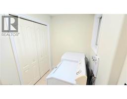 451 QUEEN Street S - 10