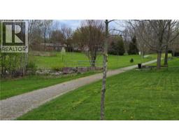 451 QUEEN Street S - 31
