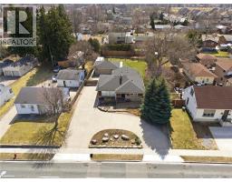 473 MOHAWK Road W - 46