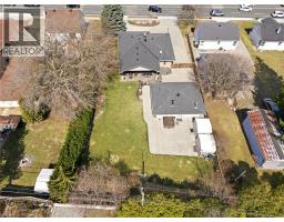 473 MOHAWK Road W - 48