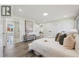 10 ALEXANDER Avenue - 19