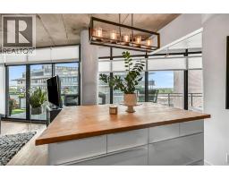 1201 DUNDAS Street E UnitNo. 902 - 12