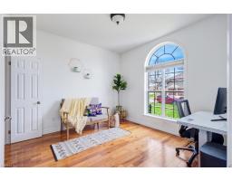 483 PARROTT Place - 17