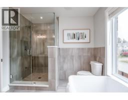 11 GALENA Street - 36