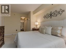 391 PLAINS Road E UnitNo. 412 - 18