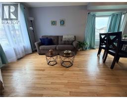 264 LANGLAW Drive - 3