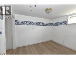 274 WELLINGTON Street - 10