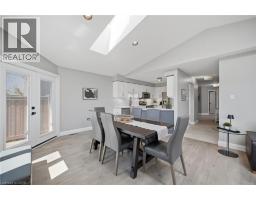 44 BANINGTON Crescent - 21