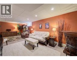 699 COMMONWEALTH Crescent - 22