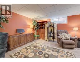 699 COMMONWEALTH Crescent - 25