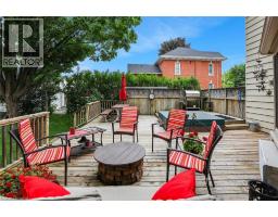 10 MAPLE Avenue - 24