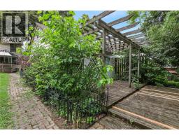 10 MAPLE Avenue - 28